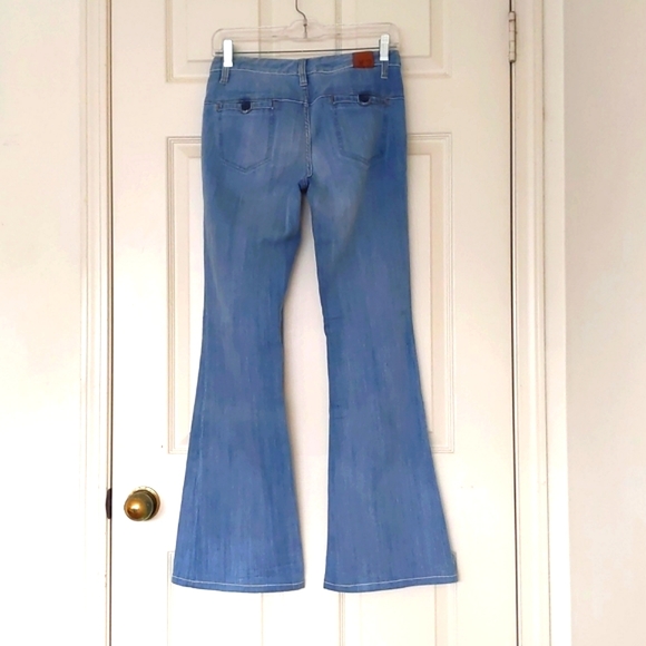NWT. Express X2 Fit and Flare jeans. - Picture 8 of 8
